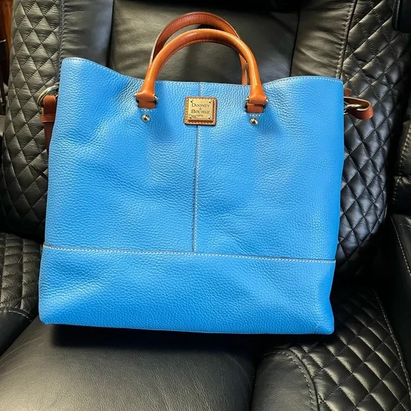 - Dooney & Bourke tote handbag Chelsea blue. Pebble l… - Picture 4 of 11